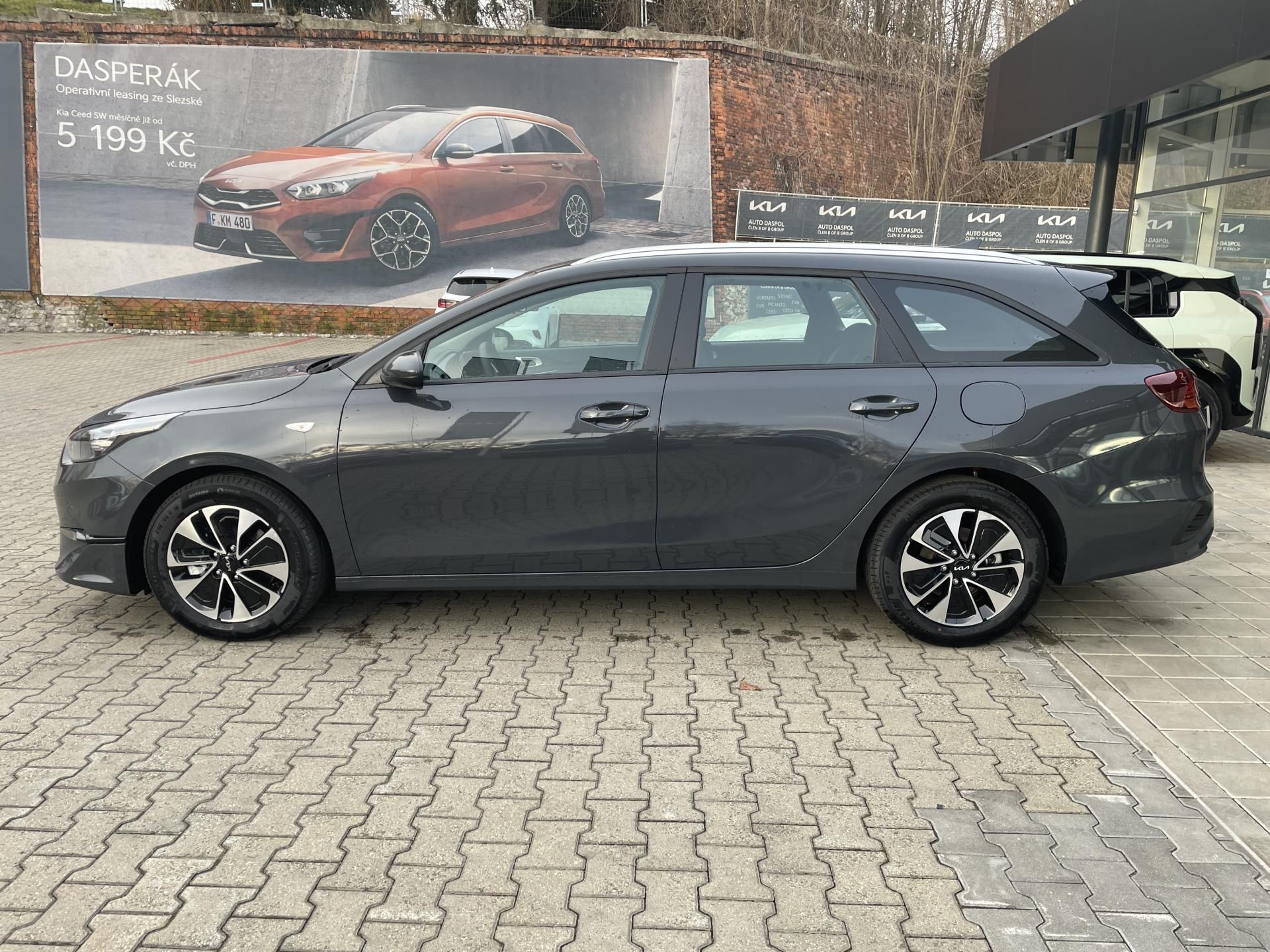 Kia Cee´d, SW 1,5T-GDi  7DCT SPIN "ref" - fotka 6