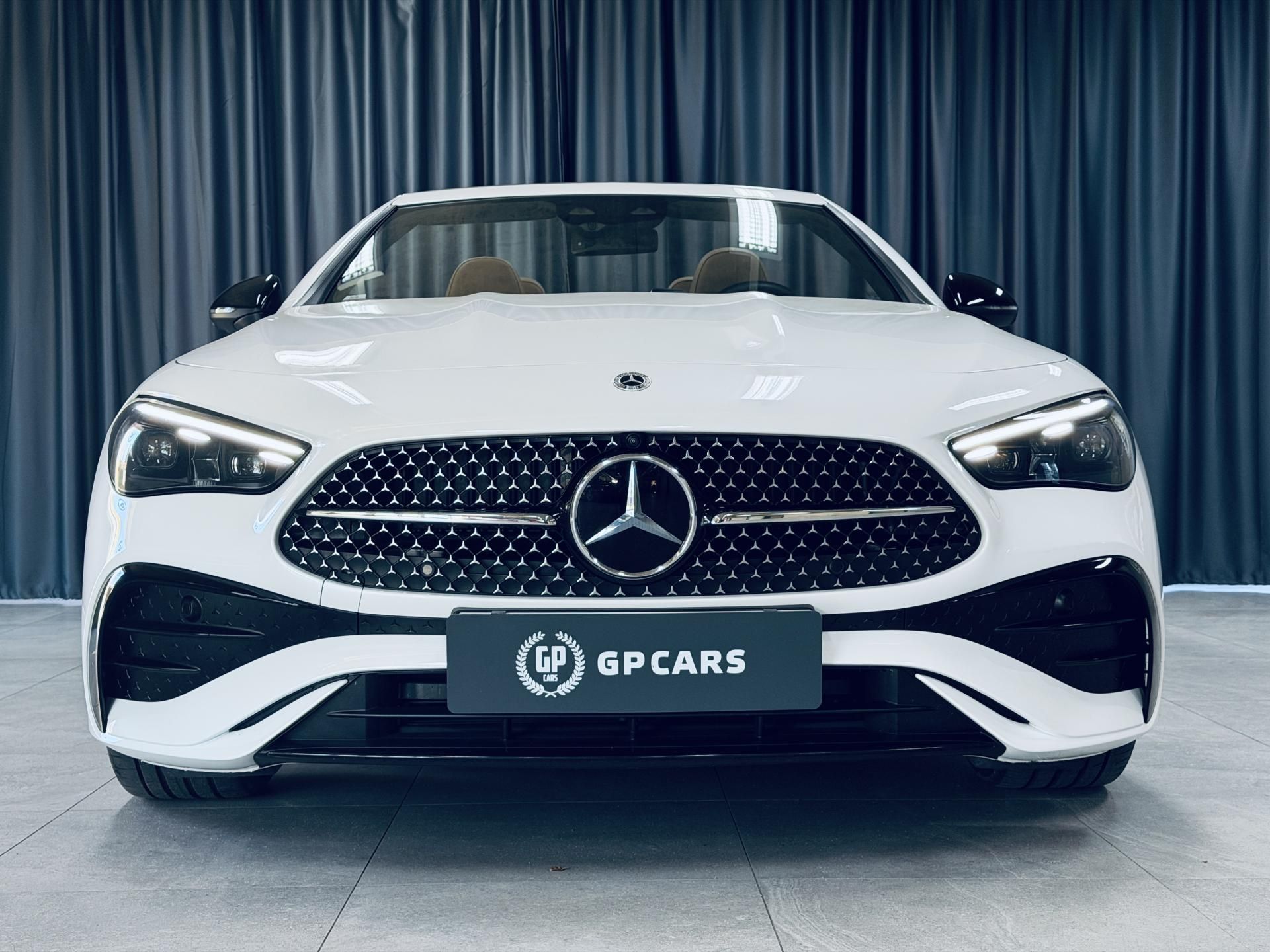 Mercedes-Benz CLE, 300*AMG*4M*ZÁRUKA*CABRIO - fotka 2