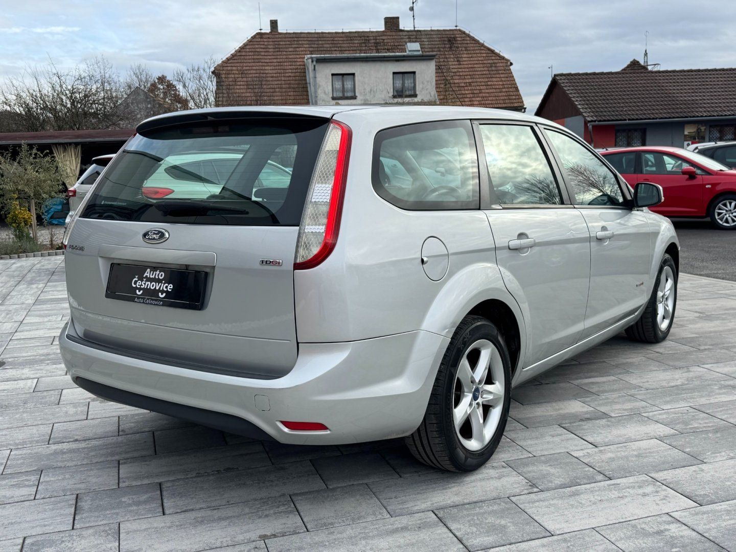 Ford Focus, Trend 1.6 TDCi 80kW - fotka 5