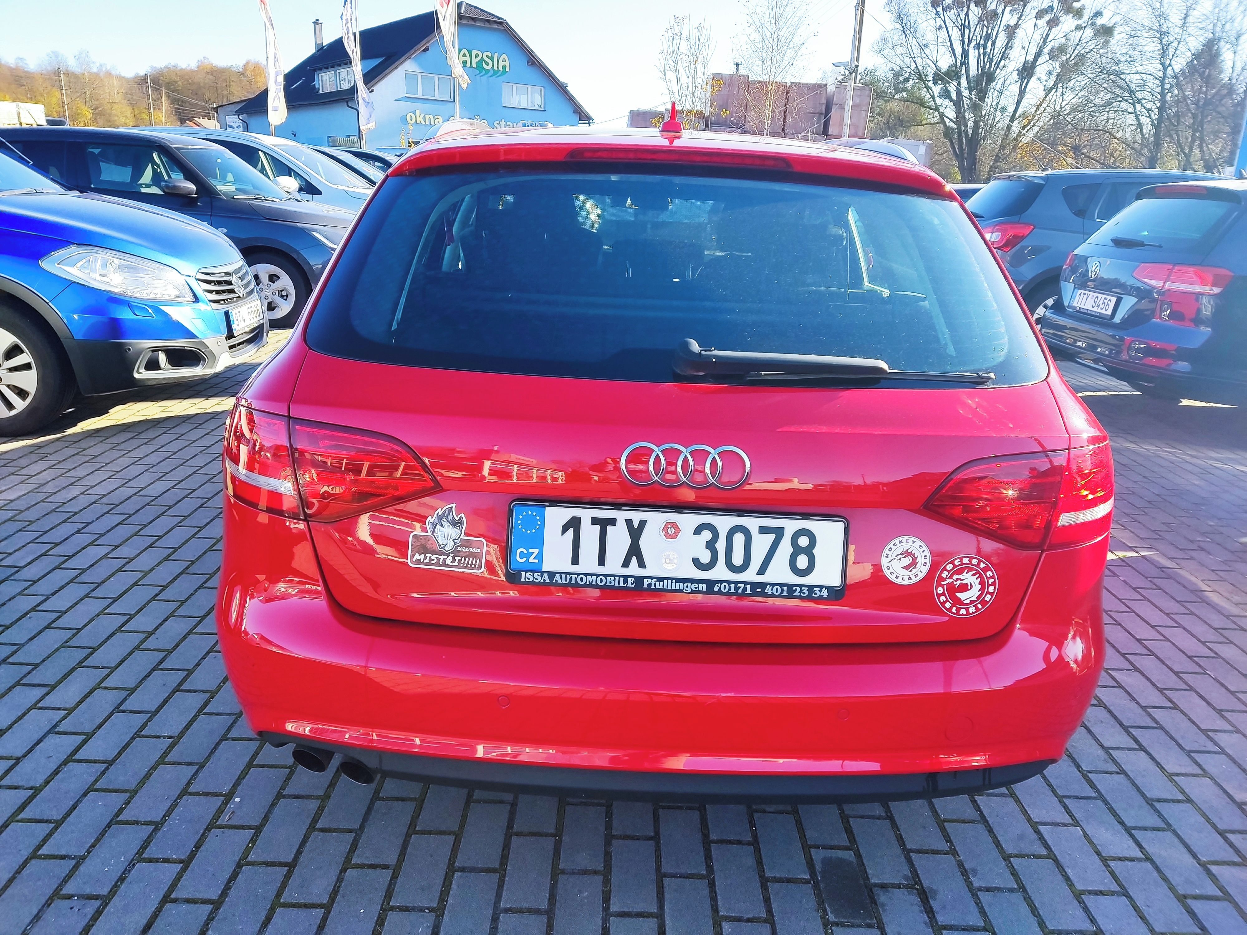 Audi A4 Avant, 2,0TDI - fotka 6