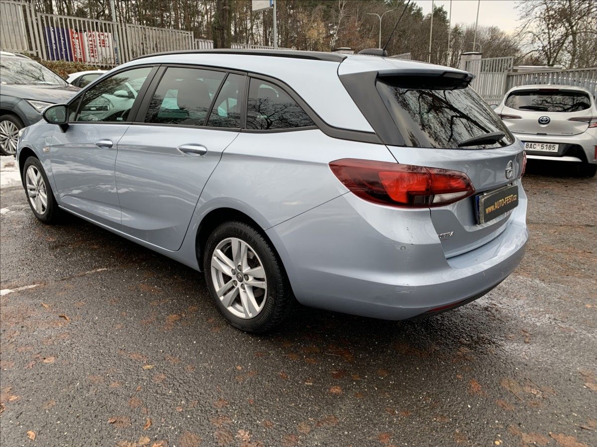 Opel Astra, 1,6 CDTI,ČR,1.MAJ,SERVISKA - fotka 6