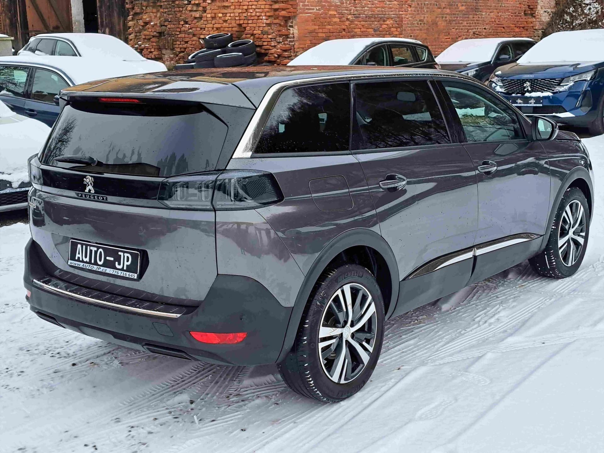 Peugeot 5008, 1,2 PT ALLURE LED ALU PDC NAVI - fotka 4