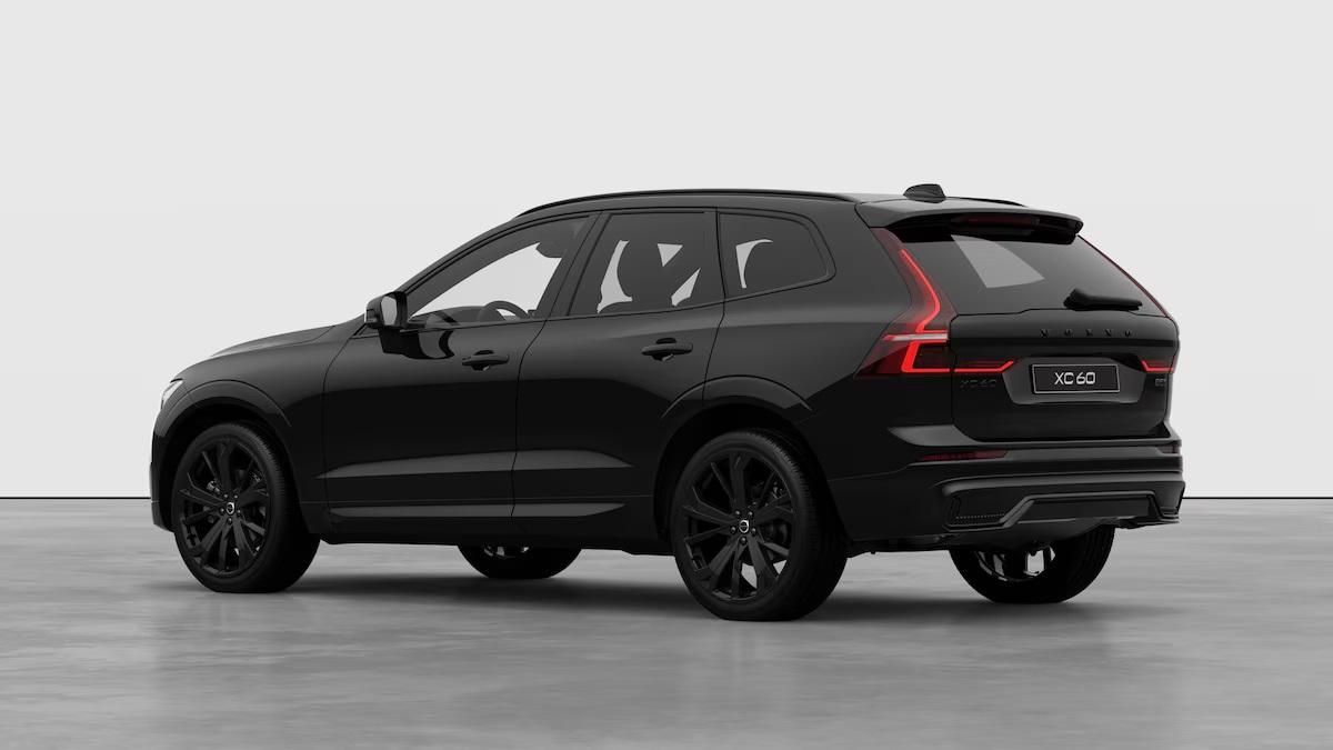 Volvo XC60, B5 AWD AUT PLUS BLACK EDITION - fotka 6