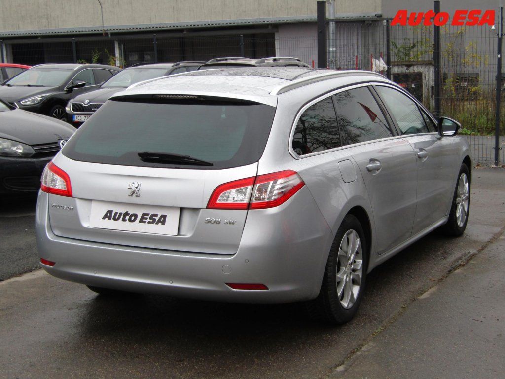 Peugeot 508, 2.0 HDi,ČR,Allure - fotka 4