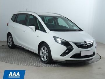 1.4 Turbo, NOVÁ CENA, 7 míst
