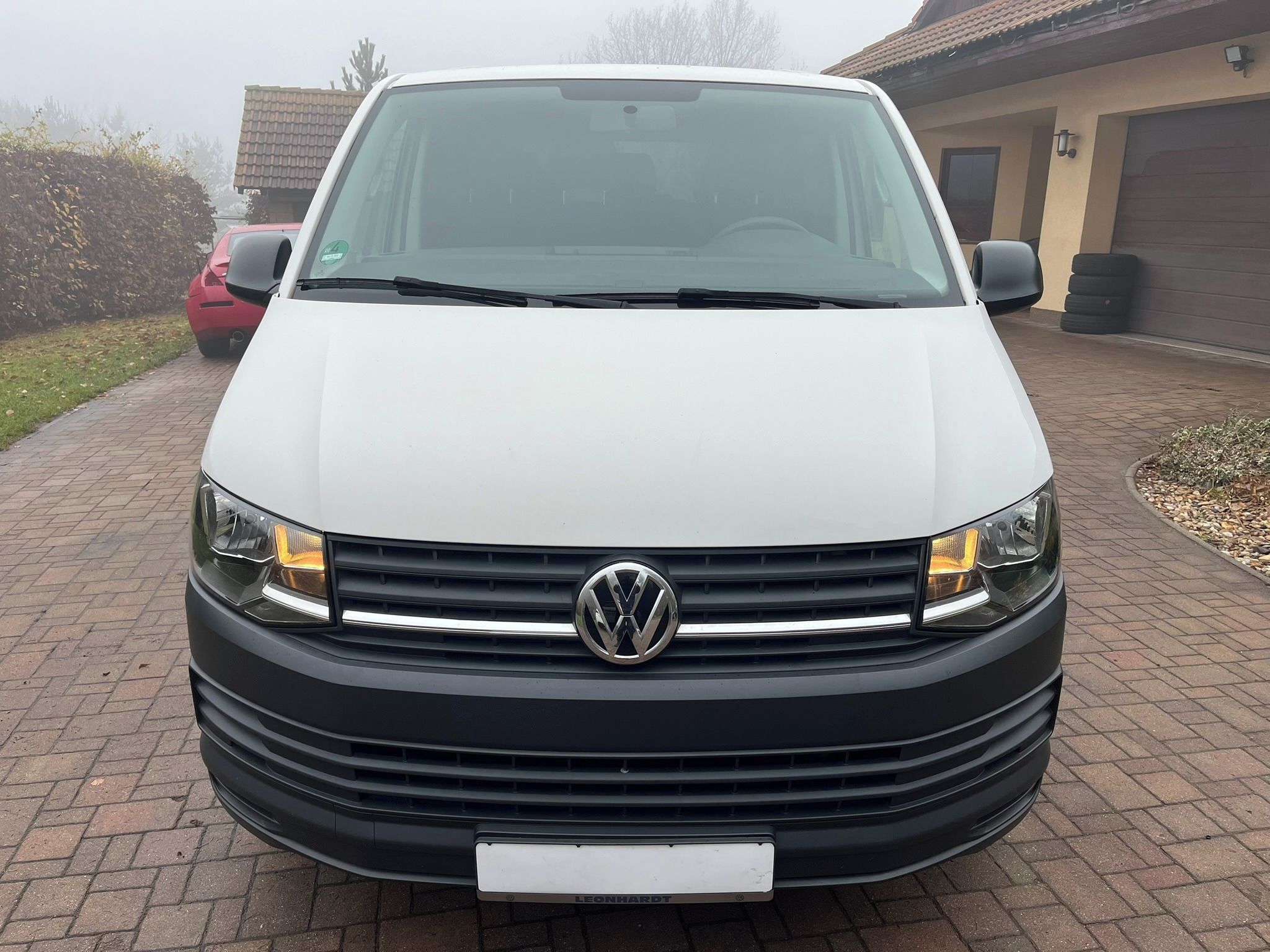 Volkswagen Transporter, 2.0 TDI 9 míst Velký Servis - fotka 3
