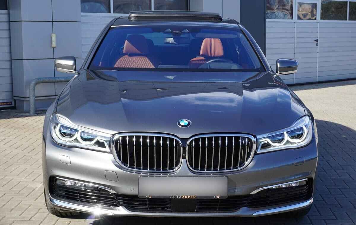 BMW Řada 7, 750Ld Individual-max výbava! - fotka 3