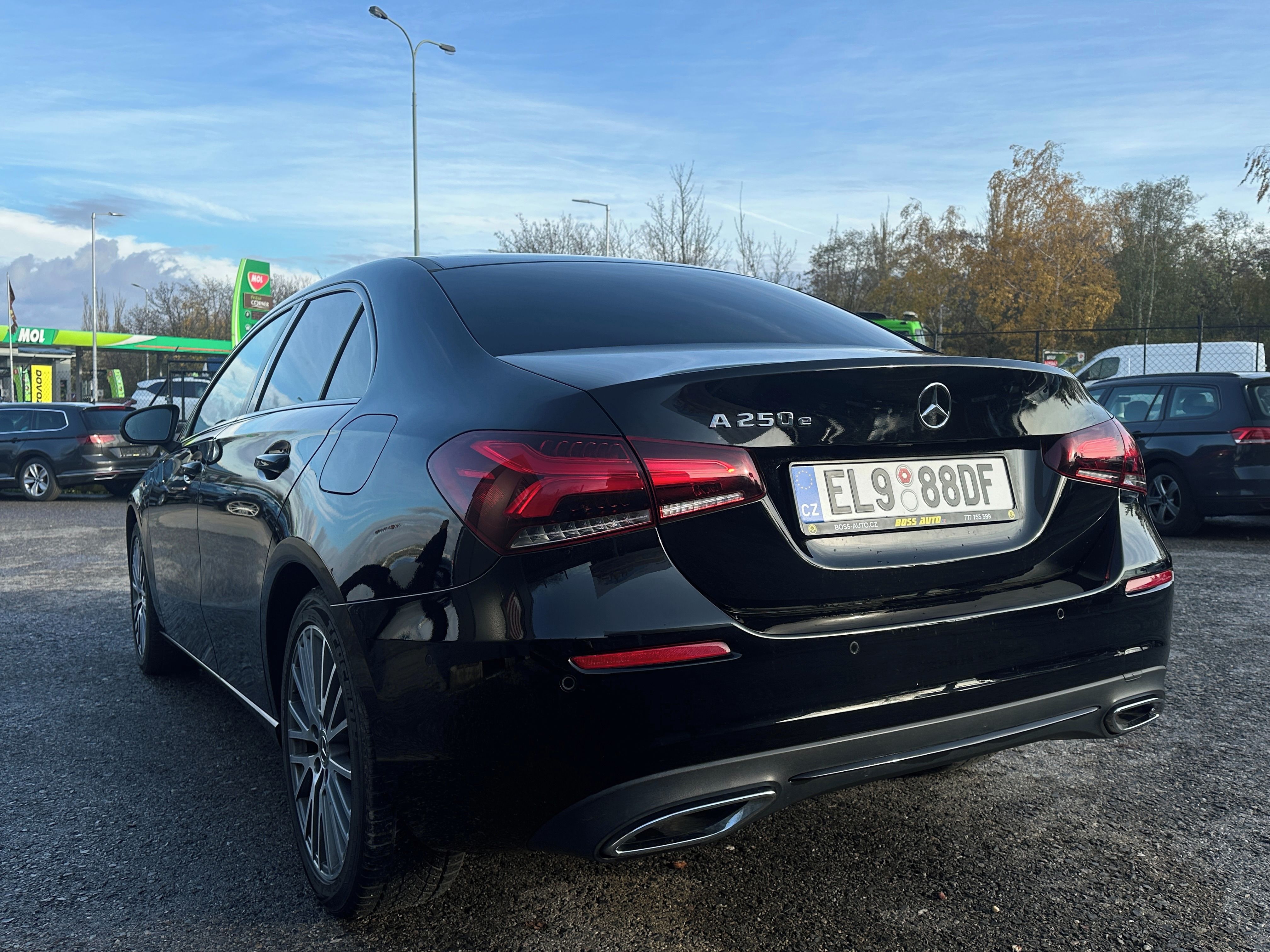Mercedes-Benz Třídy A, Mercedes-Benz A 250 2020 - fotka 4