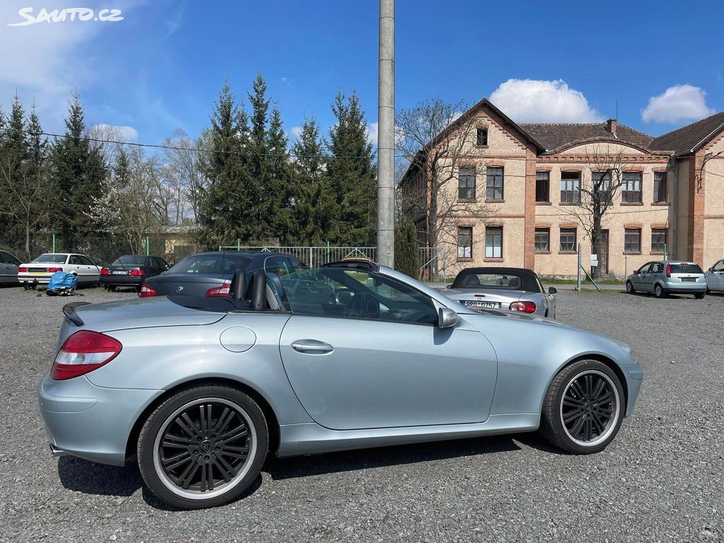 Mercedes-Benz SLK, 200 KOMPRESSOR - fotka 4