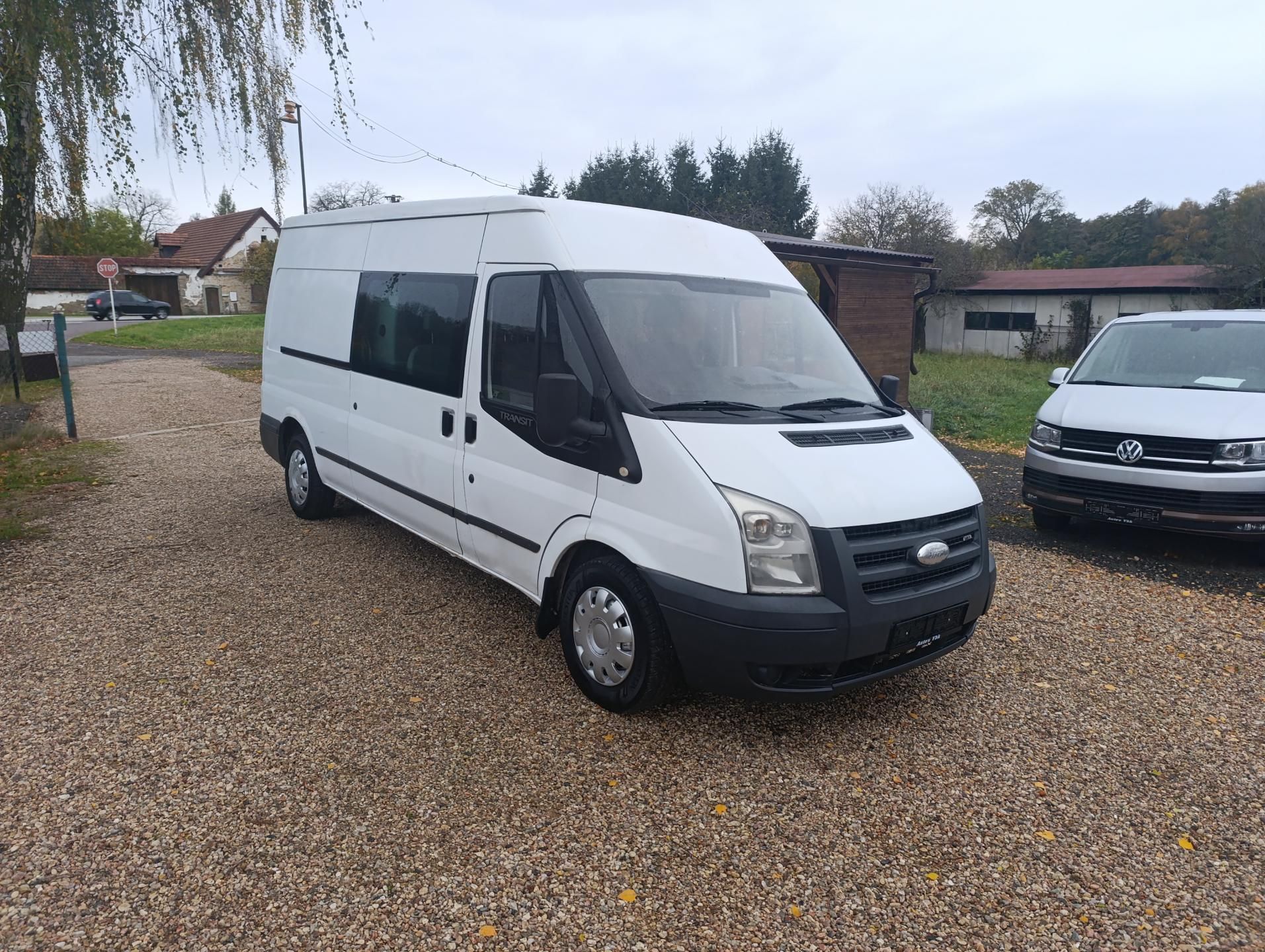 Ford Transit, 2.2 TDCi L3H2 6míst tažné