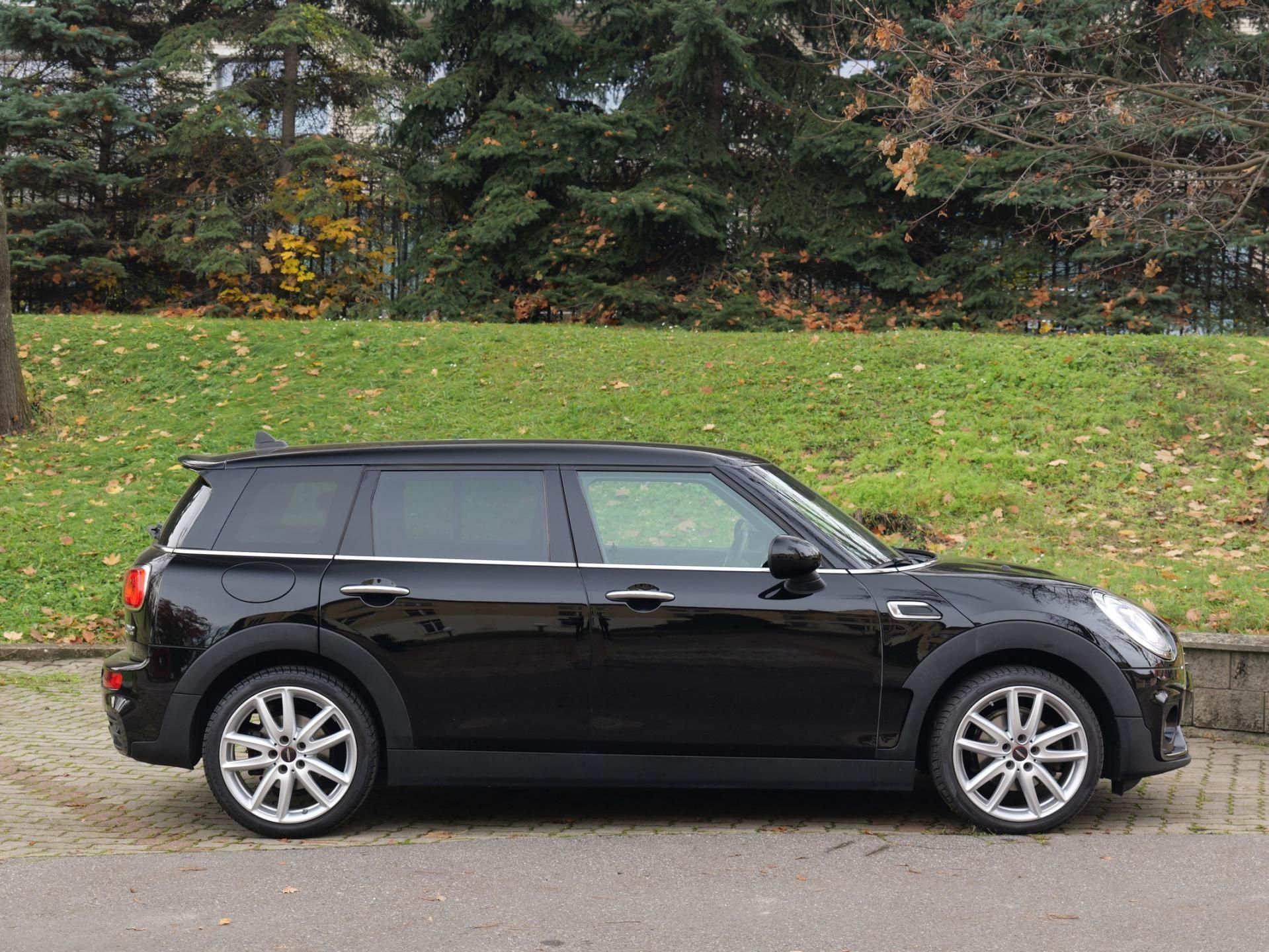 Mini Clubman, 100 kW JCW paket LED Navi - fotka 4