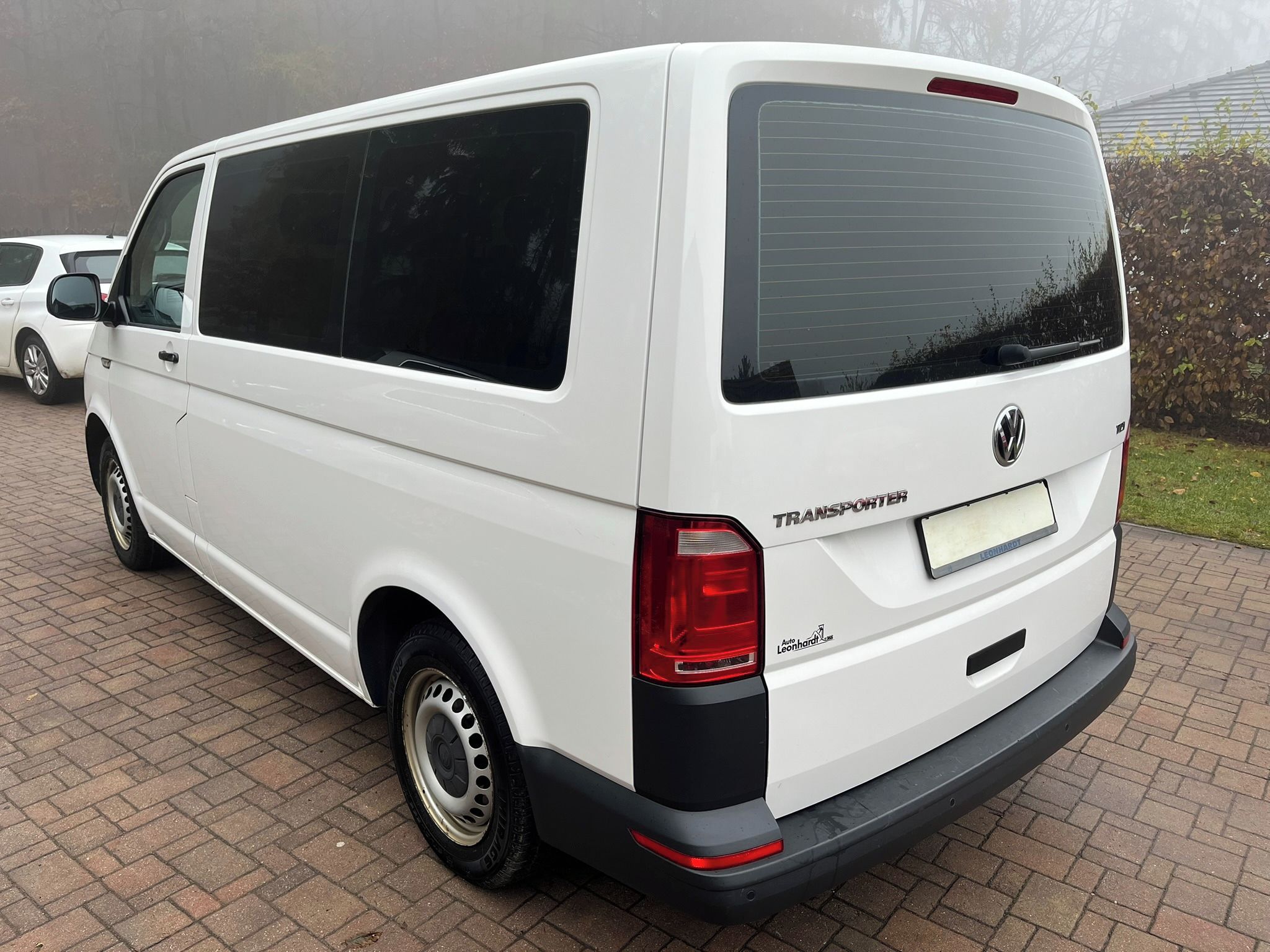 Volkswagen Transporter, 2.0 TDI 9 míst Velký Servis - fotka 6