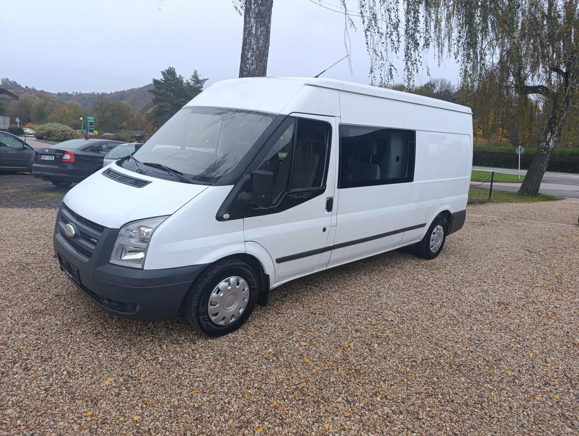 Ford Transit, 2.2 TDCi L3H2 6míst tažné