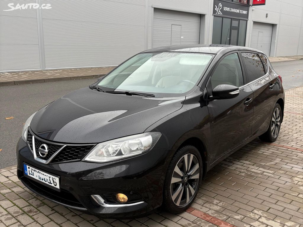 Nissan Pulsar 2015 aus Tschechien