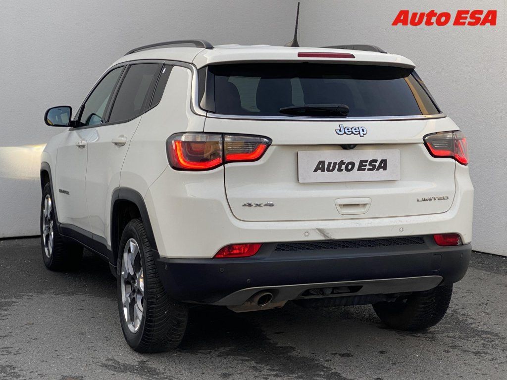 Jeep Compass, 2.0CRD 4x4,2.maj,ČR,AT - fotka 6