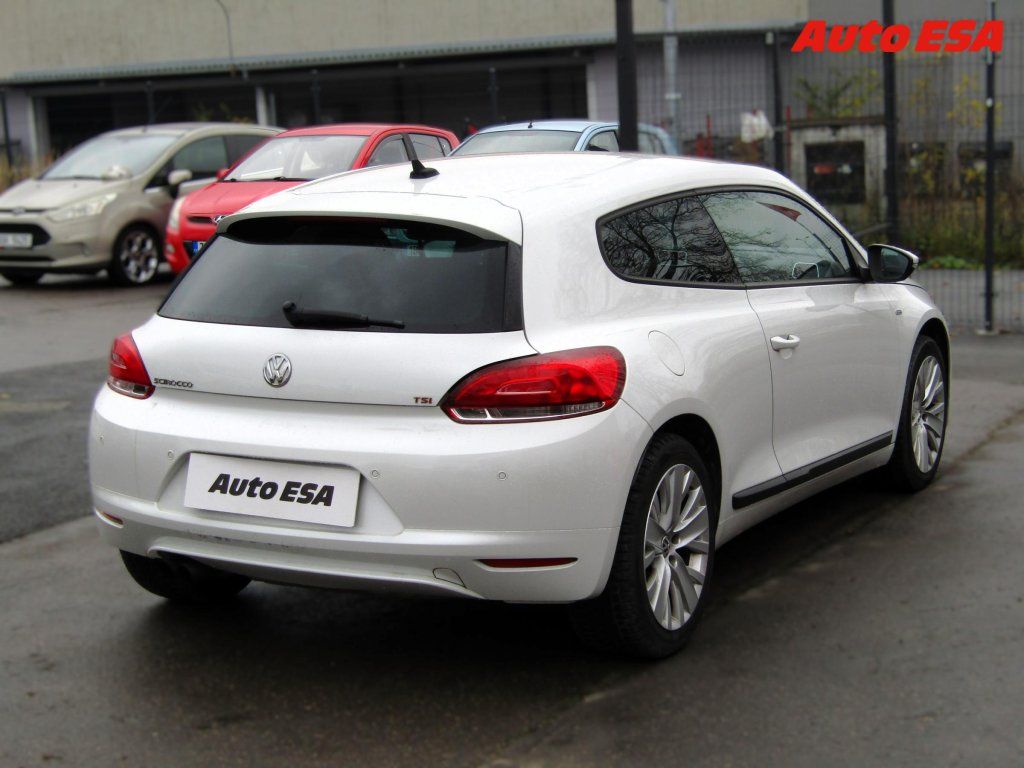 Volkswagen Scirocco, 1.4 TSi,Life,bixen,navi - fotka 4