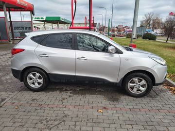 2.0 i 4x4 benzín