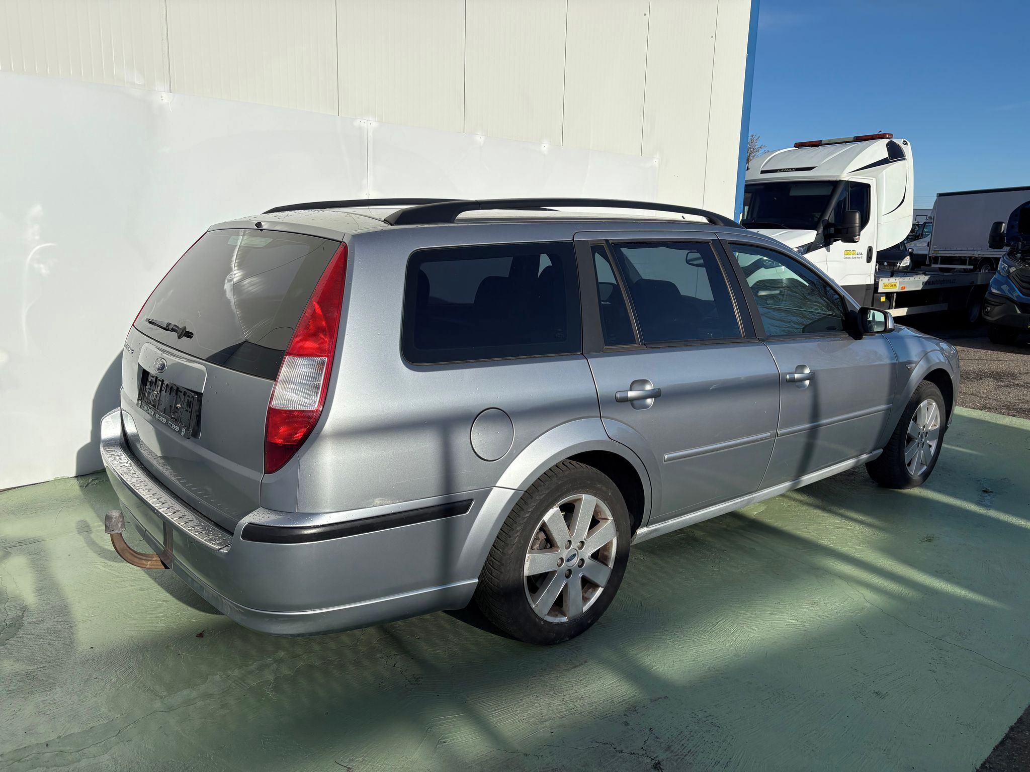 Ford Mondeo, 1.8i, 92kW, Aut. klima - fotka 2