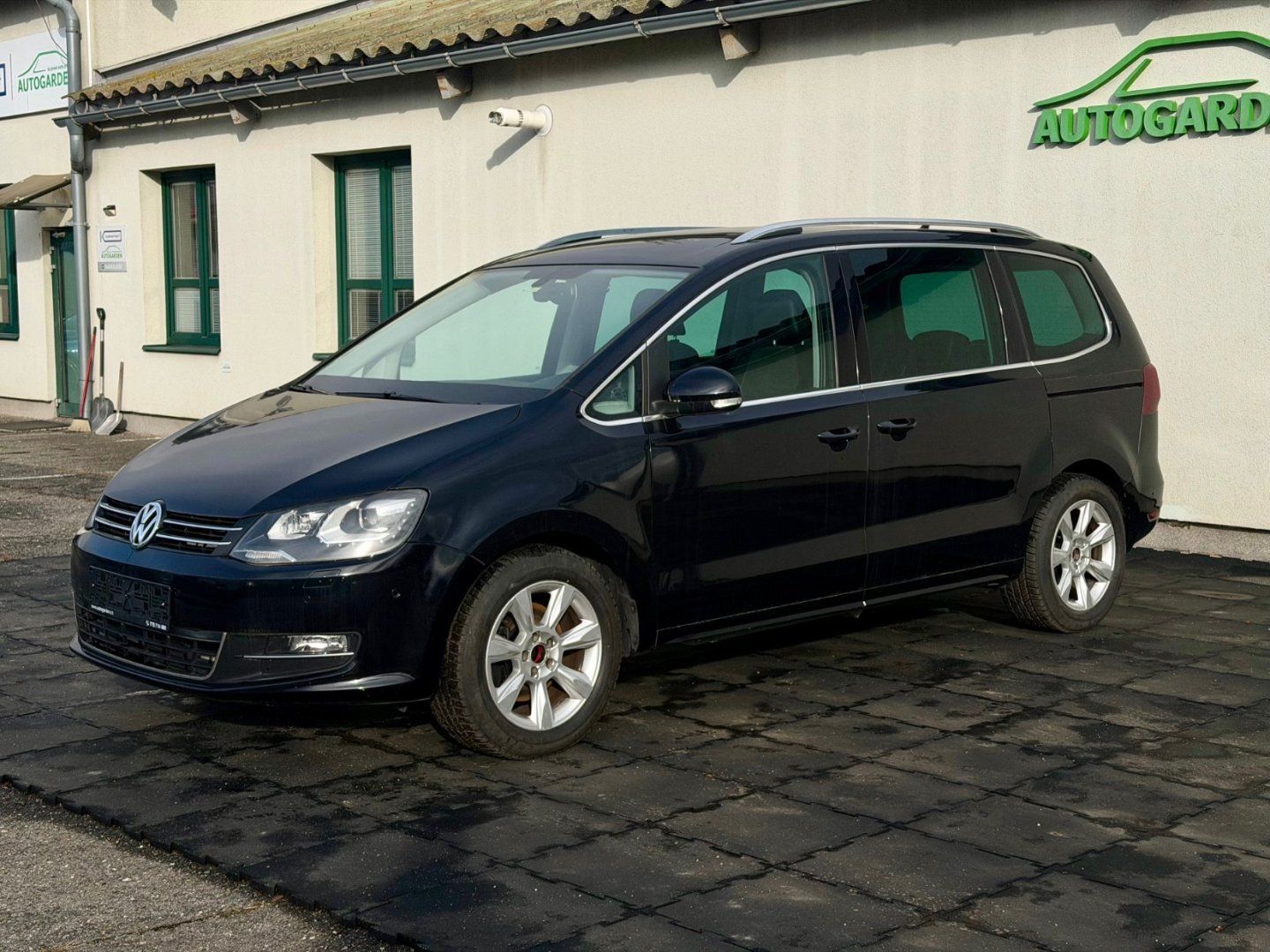 Volkswagen Sharan, 2.0 TDi 125kW DSG kessy - fotka 2