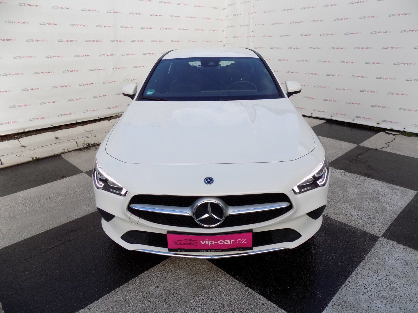Mercedes-Benz CLA, 200d/Full-Led/1.majitel/ - fotka 4