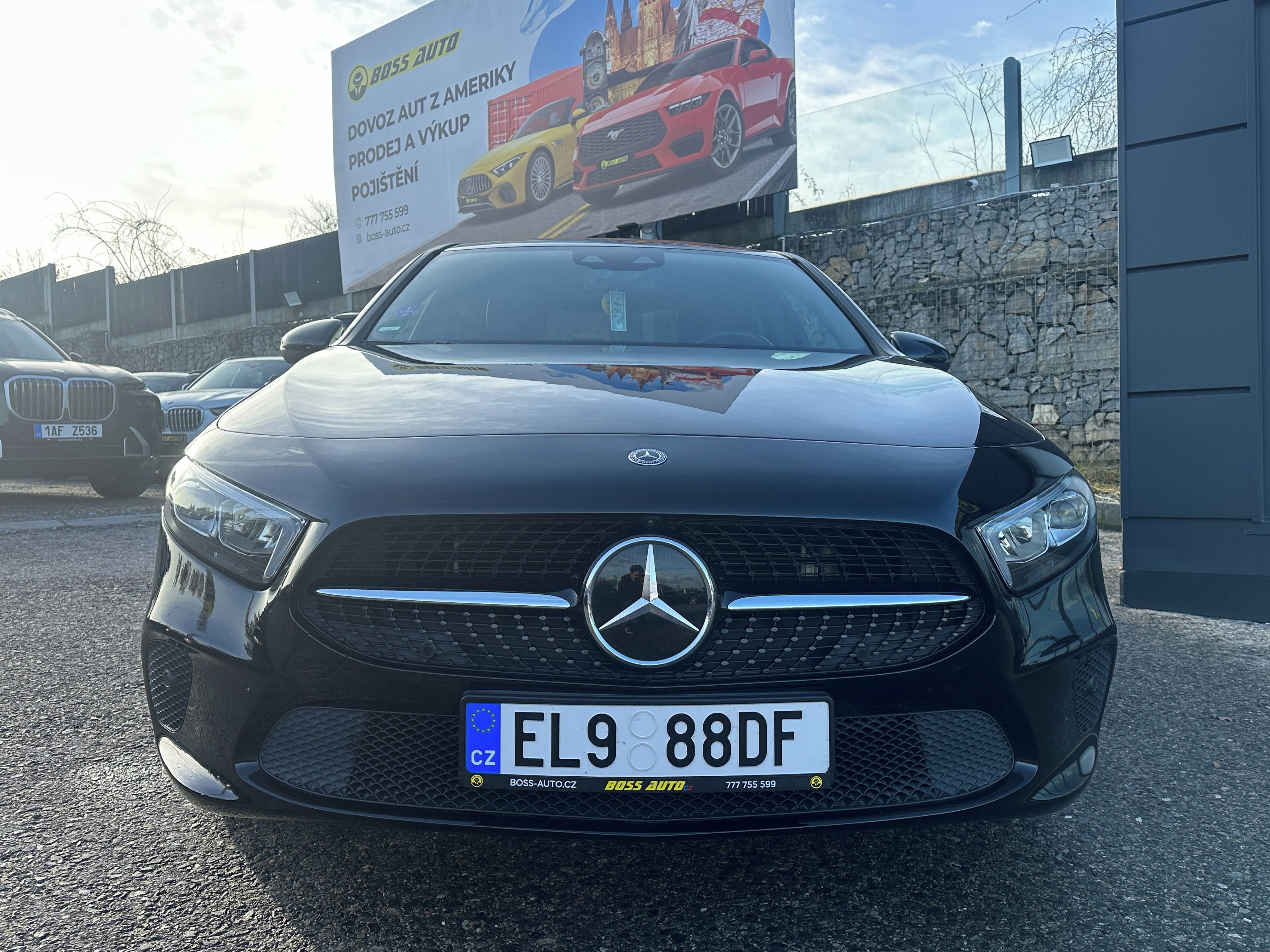 Mercedes-Benz Třídy A, Mercedes-Benz A 250 2020 - fotka 2