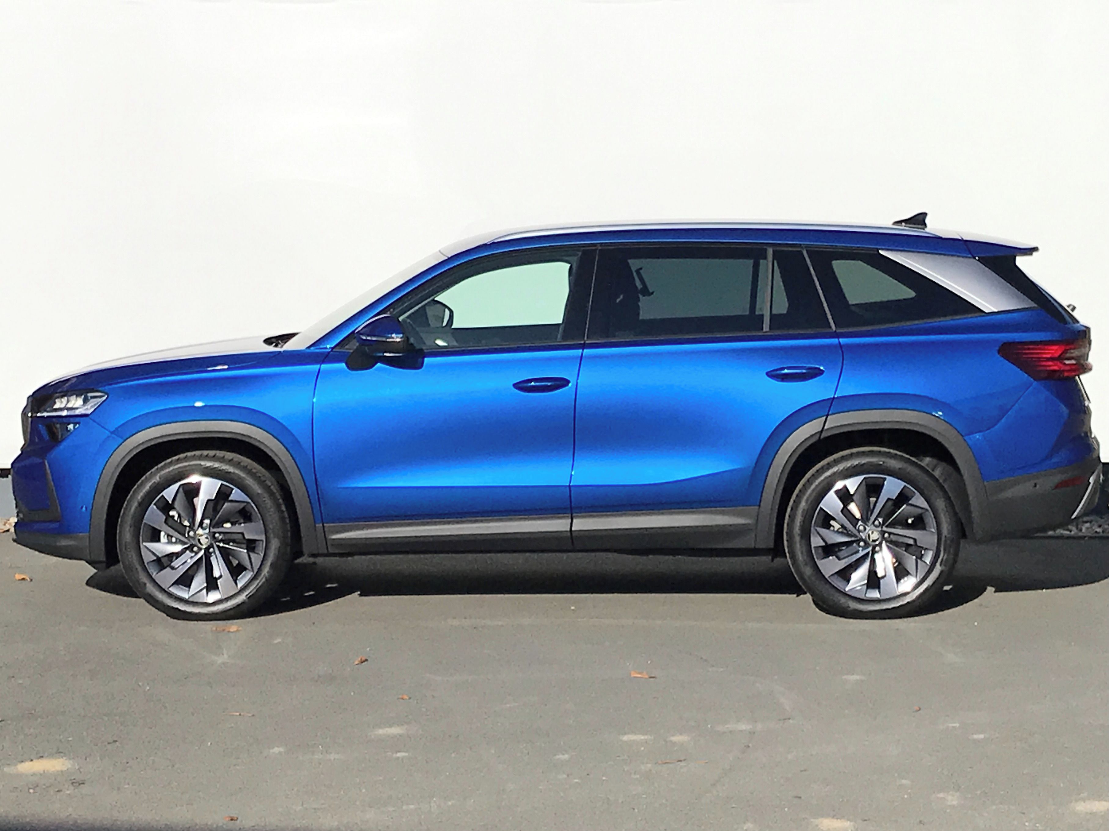 Škoda Kodiaq, 4x4 142kW 7°DSG+TAŽNÉ+NEZ.TOP. - fotka 3