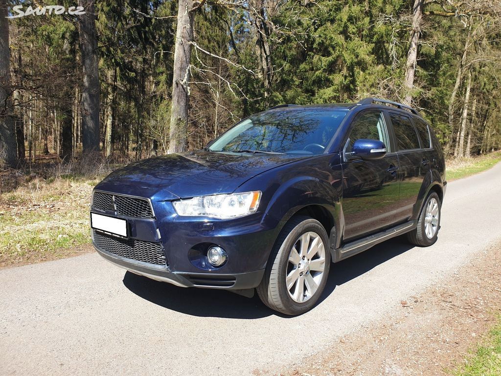 Mitsubishi Outlander, 2.2 DI-D MIVEC 4WD - fotka 3