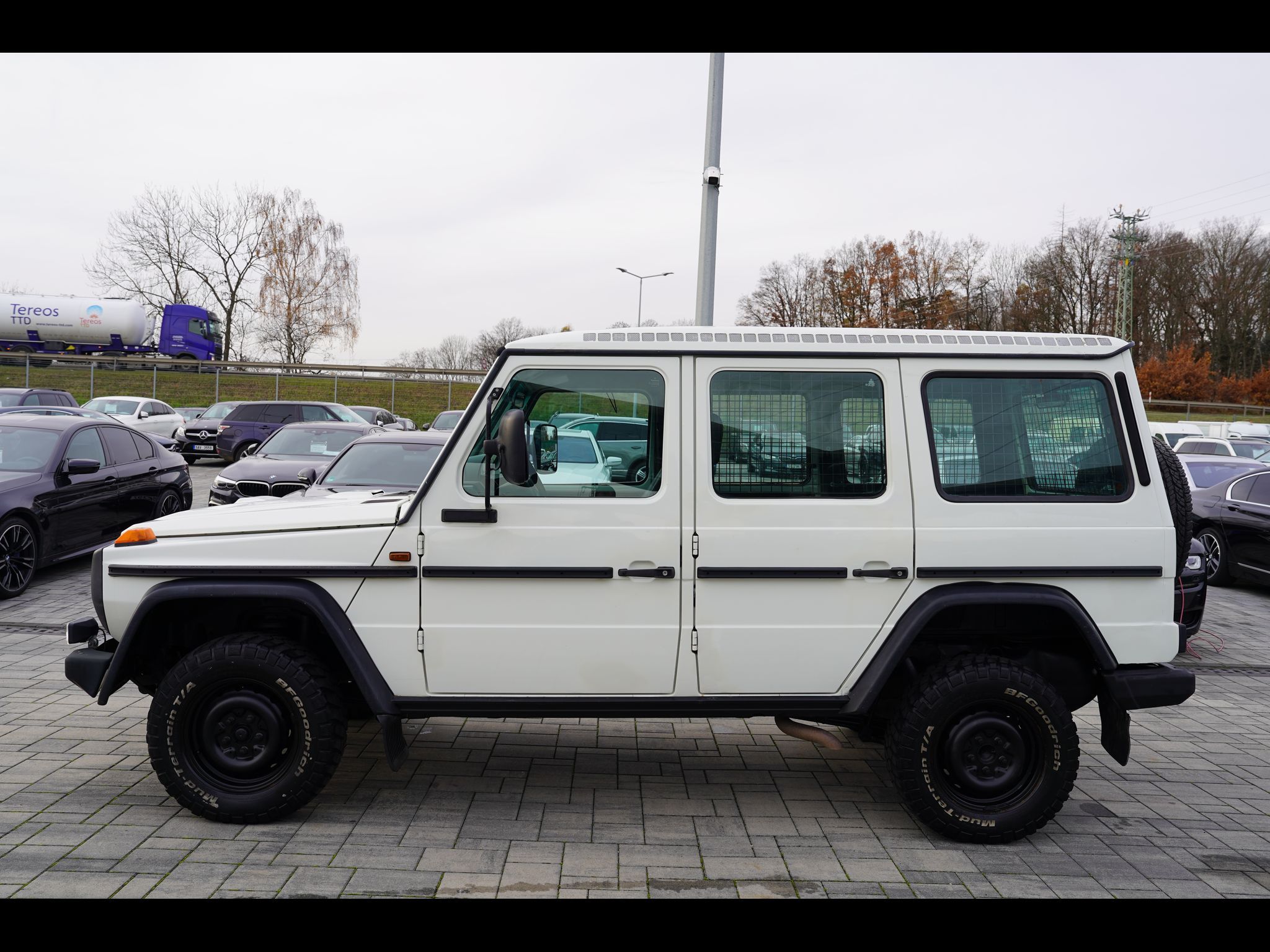 Mercedes-Benz Třídy G, G 300 PUR Professional - fotka 3