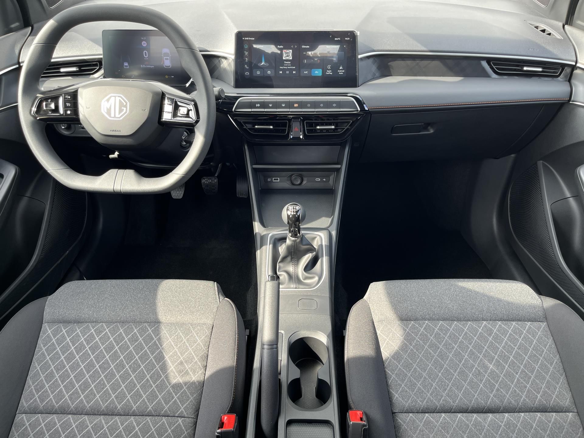MG MG3, 1.5 VTi / 85 kW EXCITE - fotka 6