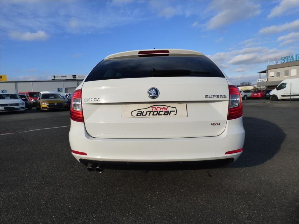 Škoda Superb, 2,0 TDI 125kw 4x4  Laurin & Kl - fotka 4