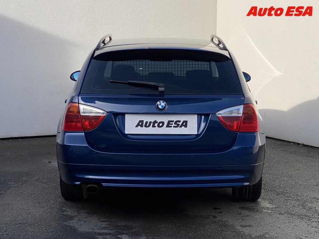 BMW Řada 3, 2.0i 318i,AC,park.asist - fotka 5