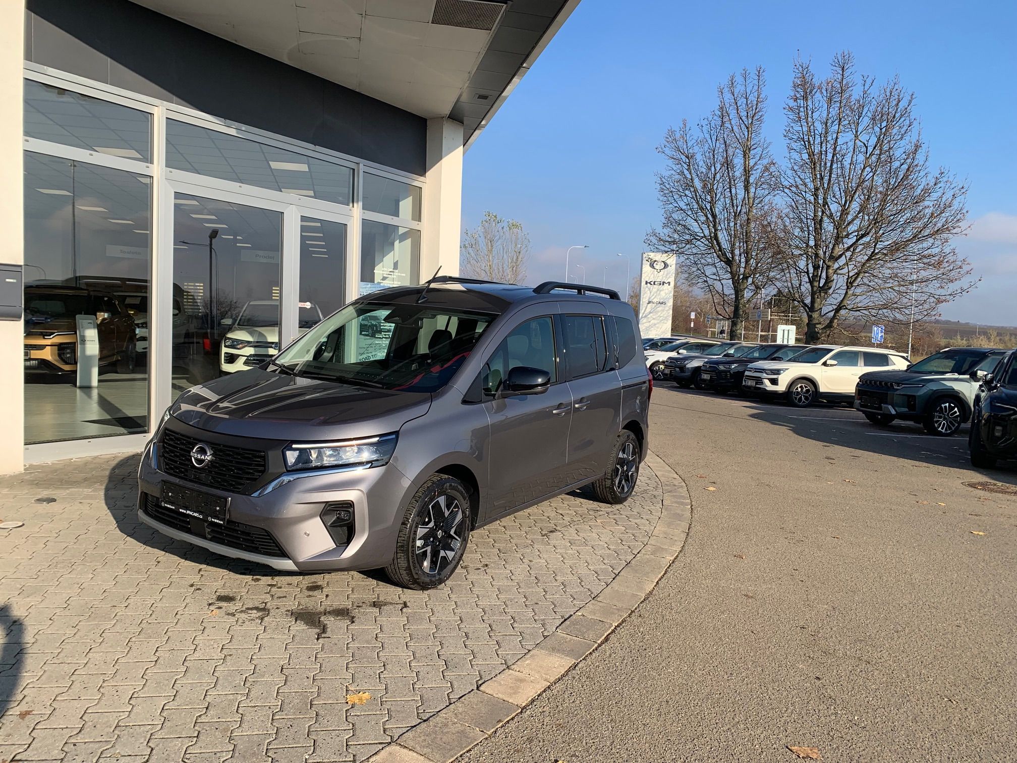 Nissan Townstar, 1,3 DIG-T AT Tekna L1 - fotka 2