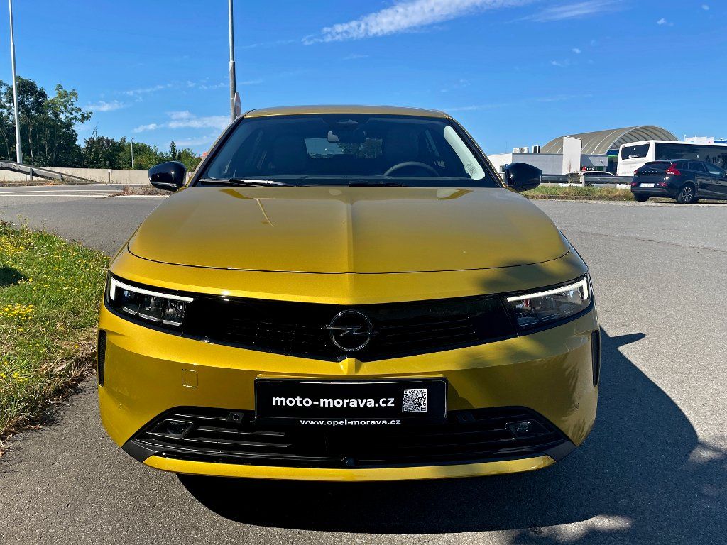 Opel Astra, MHEV HB 1.2T 145K Edition AT6 - fotka 2