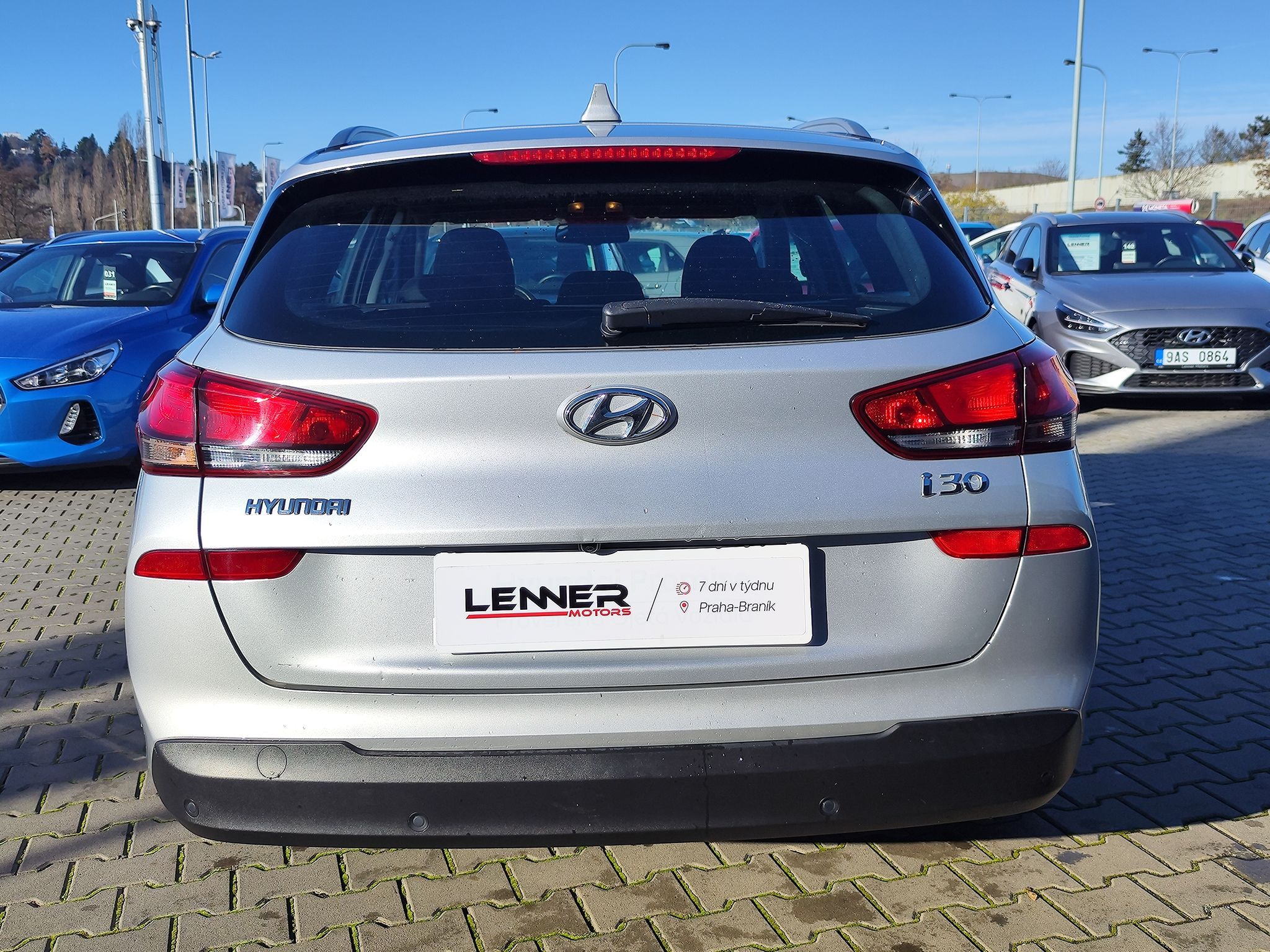 Hyundai i30, 1.6 CRDI/85kW Style Navi - fotka 6