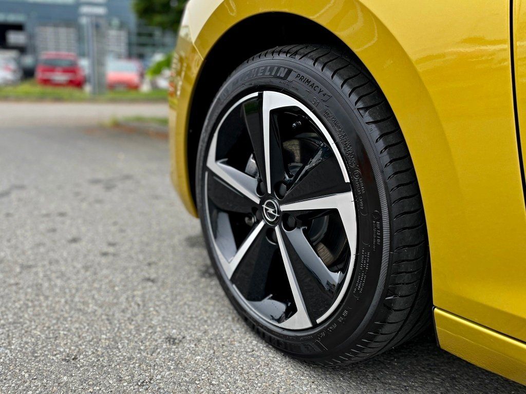 Opel Astra, MHEV HB 1.2T 145K Edition AT6 - fotka 6