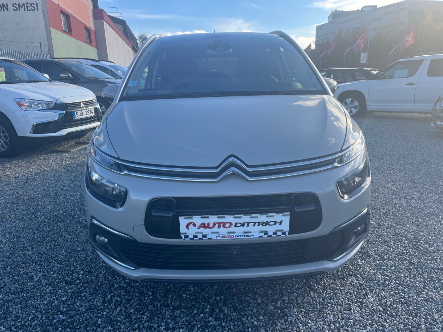 Citroën C4 SpaceTourer, 1.5 HDi 7 MÍST - fotka 3