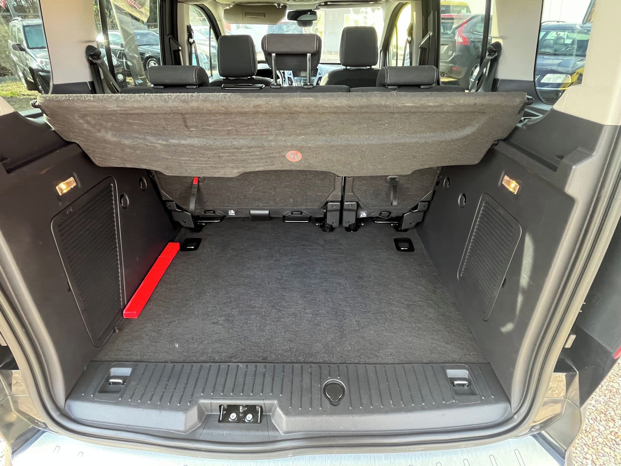 Ford Tourneo Connect, 1.6 TDCi 70kW*NOVÉ ROZVODY* - fotka 6