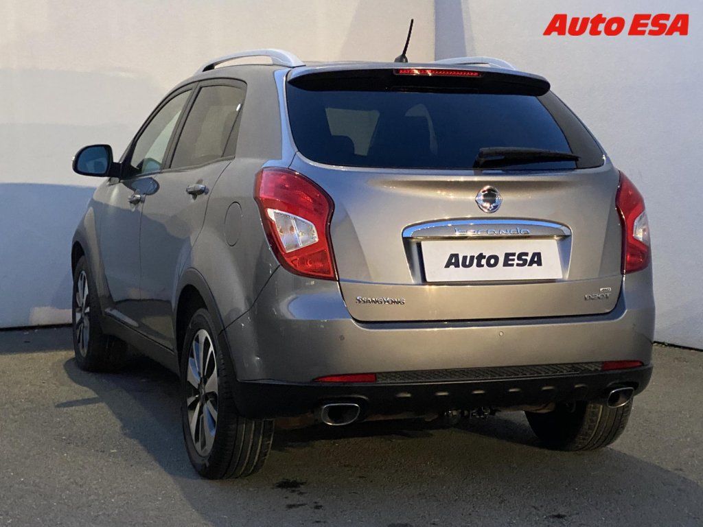 SsangYong Korando, 2.0 e-XDi AWD,AC,TZ - fotka 6