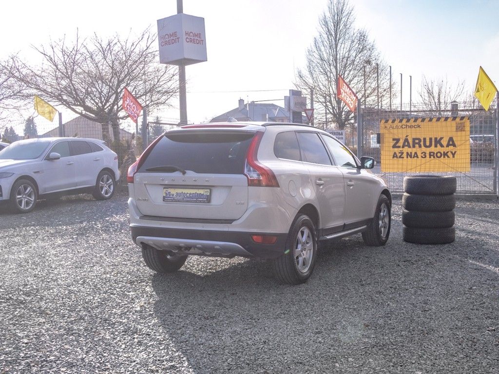 Volvo XC60, ČR 2.0D 120KW – TAŽNÝ - fotka 5