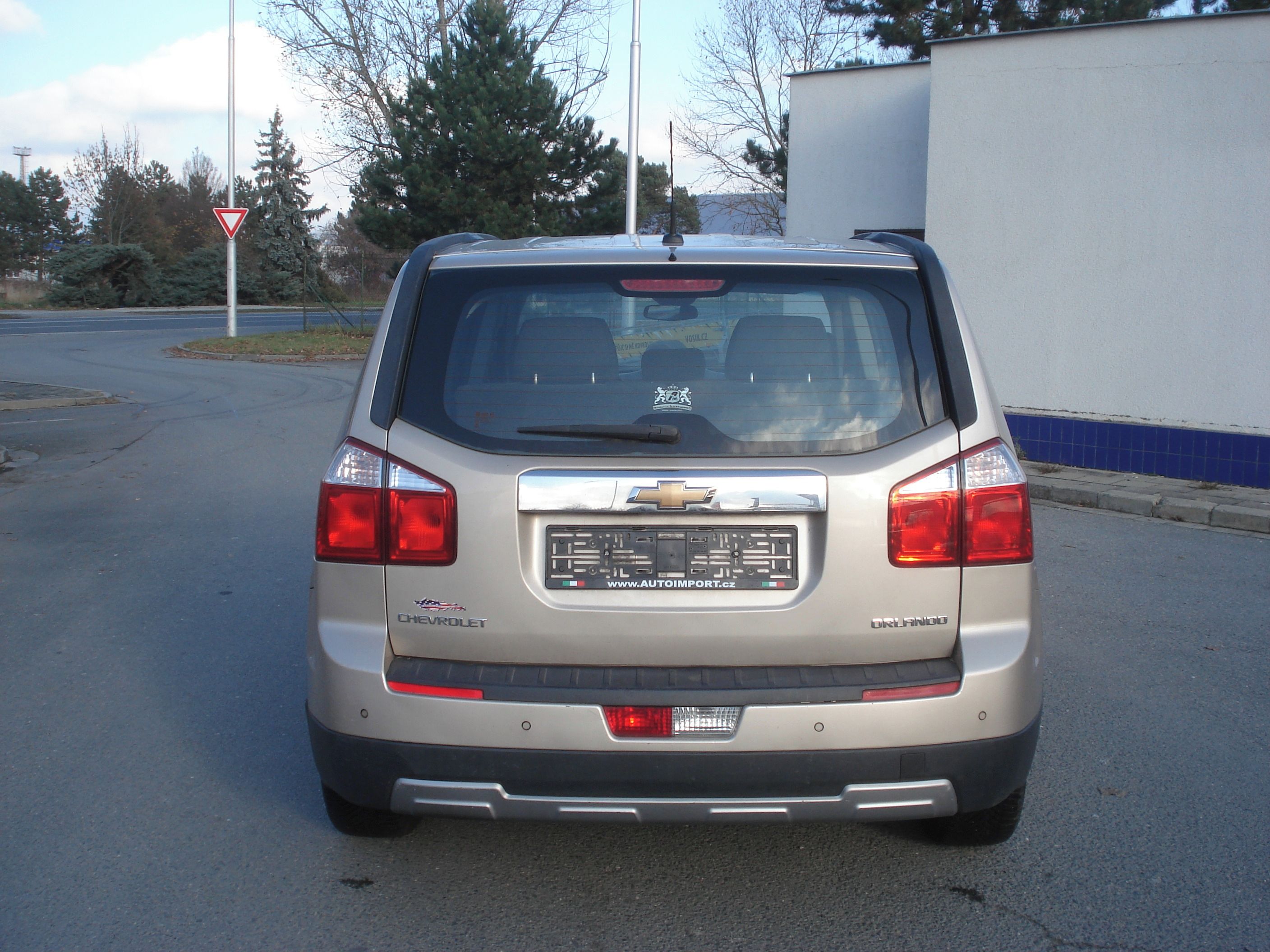 Chevrolet Orlando, 2.0 CDTi 7 MIST - fotka 3