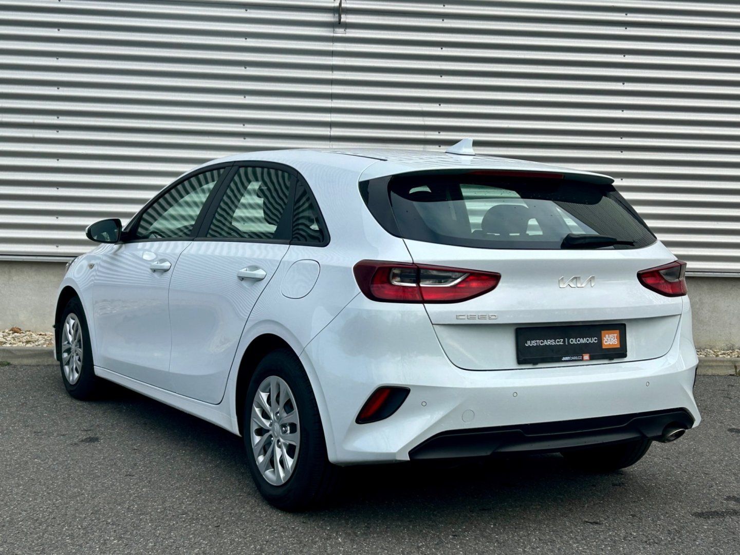 Kia Cee´d, 1.6 CRDi 100kW/1.Maj./DPH/ČR - fotka 6