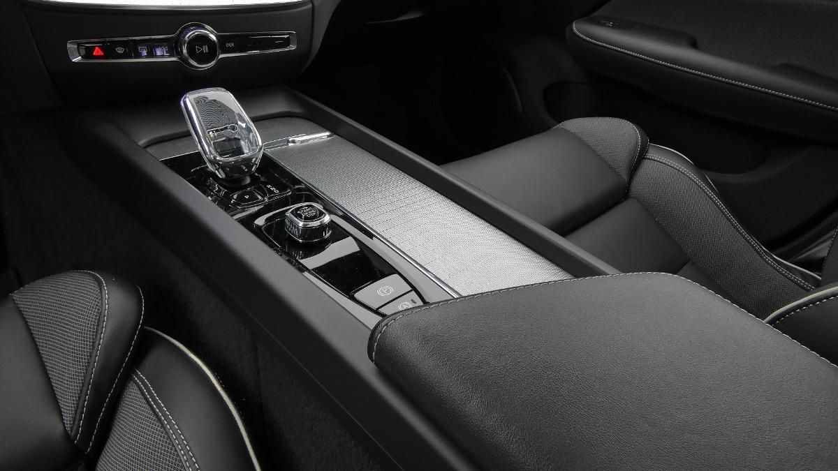 Volvo S60, B5 AWD Ultimate Dark - fotka 6