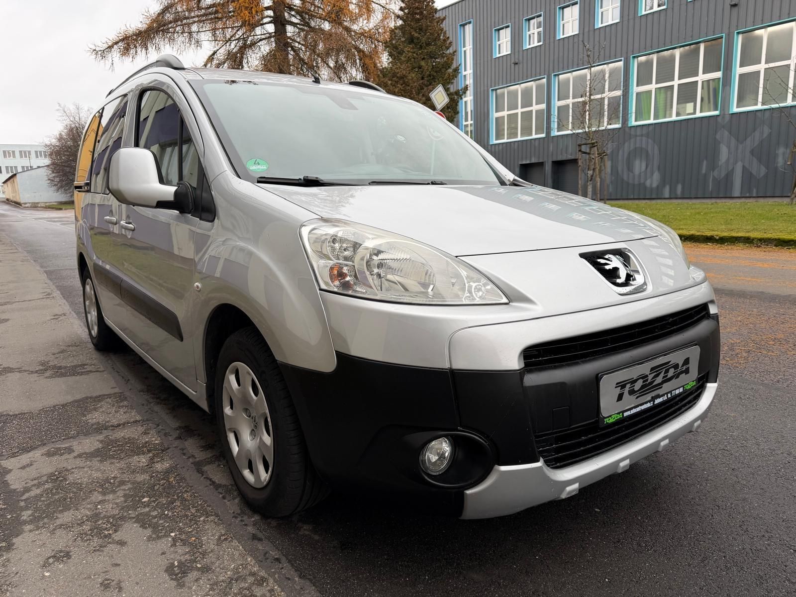 Peugeot Partner Tepee, 1,6 HDi / servis.k. / pneu - fotka 6