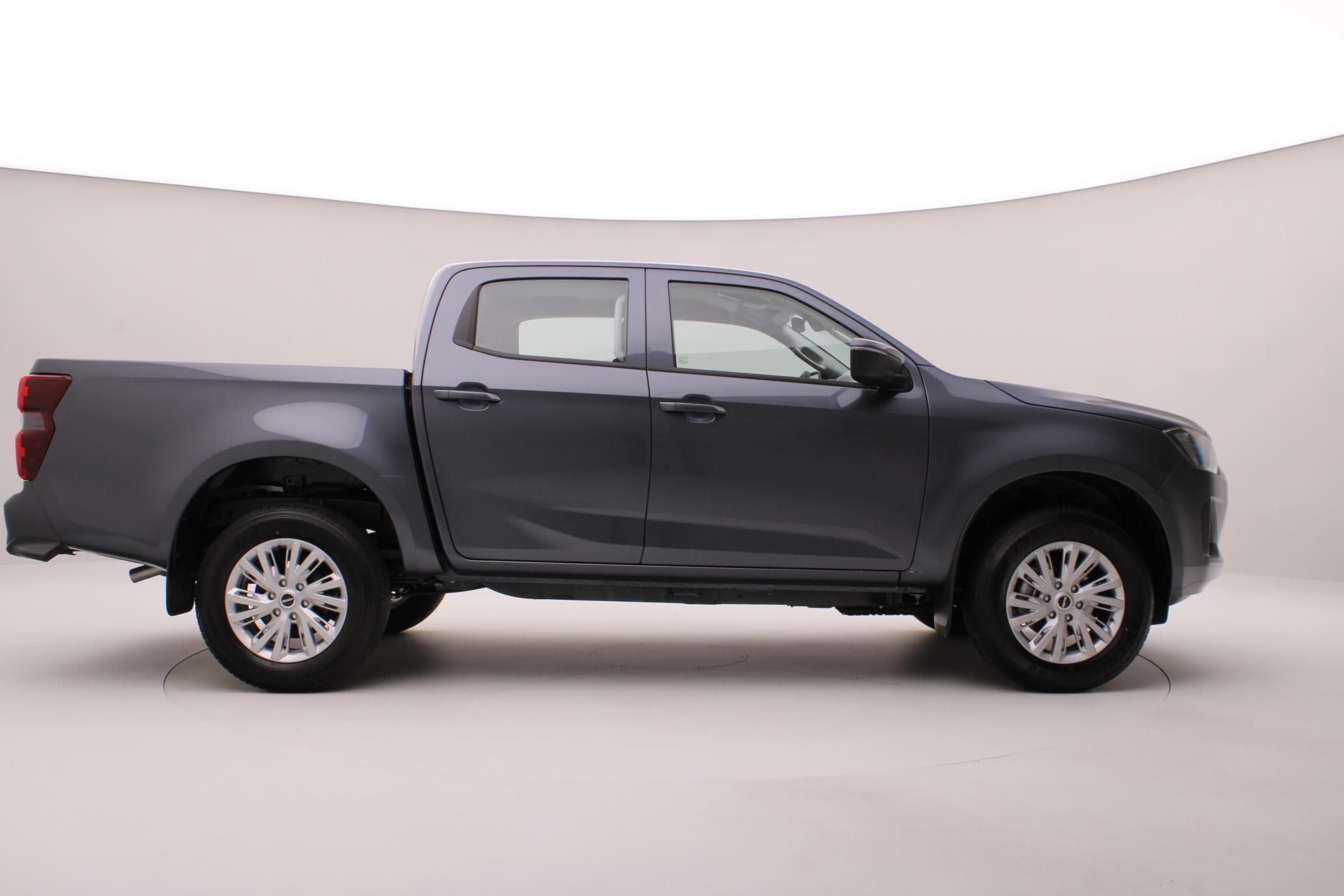 Isuzu D-Max, Double Cab 1,9l LS 4x4 AUT - fotka 6