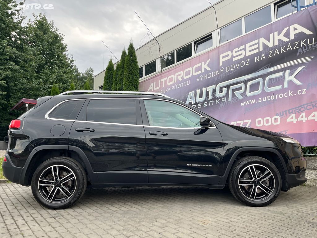 Jeep Cherokee, 2.0D 103kW 4x4 - fotka 3