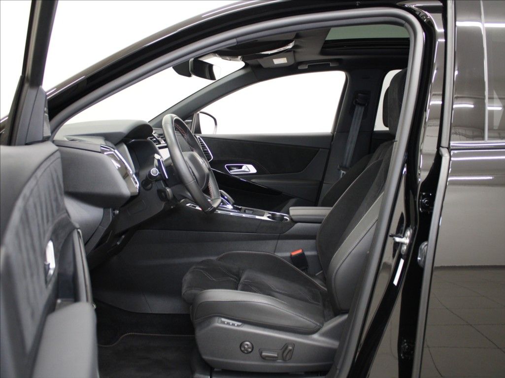 DS 7 Crossback, 1,6 PHEV 360koní 4x4 Perf.PANO - fotka 6