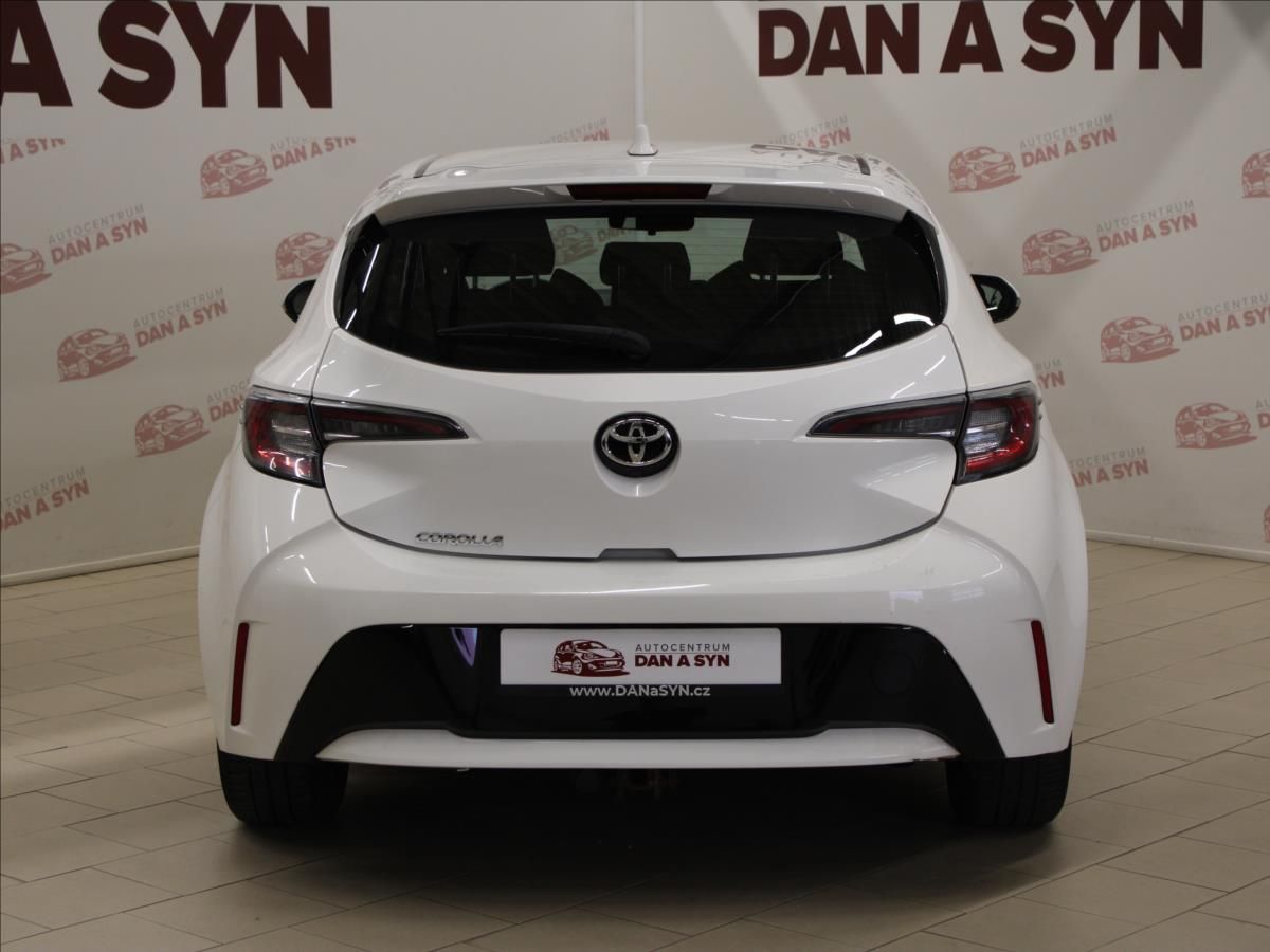 Toyota Corolla, 1,2 Turbo, 1.majitel - fotka 5