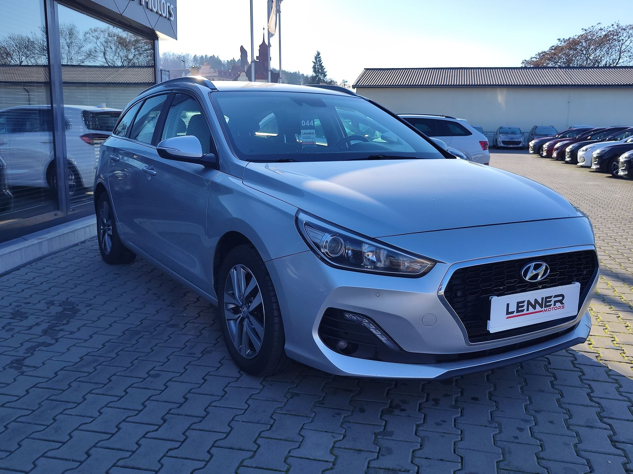 Hyundai i30, 1.6 CRDI/85kW Style Navi - fotka 3