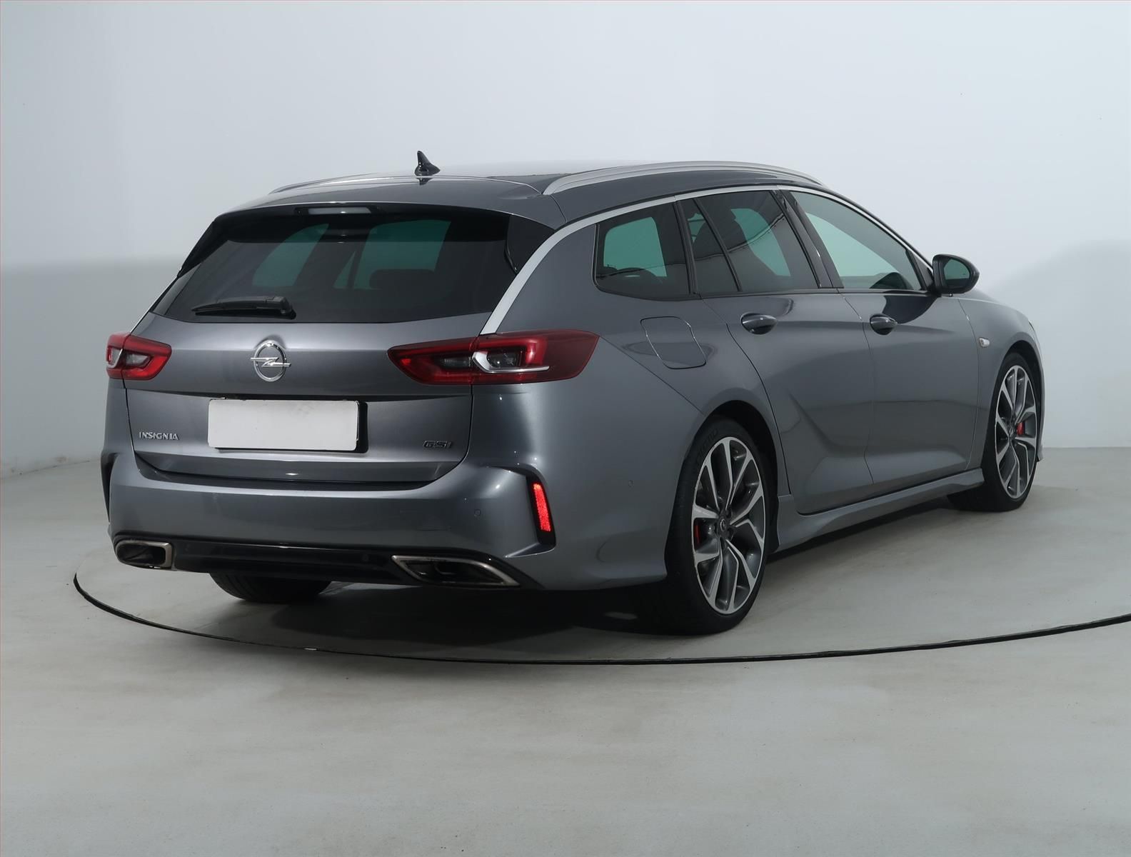 Opel Insignia, 2.0 BiTurbo CDTI, 4X4 - fotka 5
