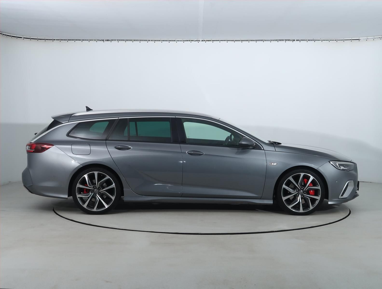 Opel Insignia, 2.0 BiTurbo CDTI, 4X4 - fotka 6